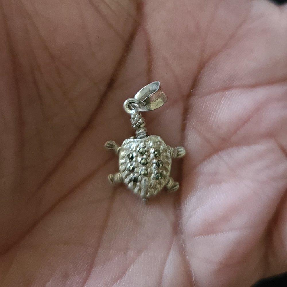 Sterling Silver Turtle Pendant Charm